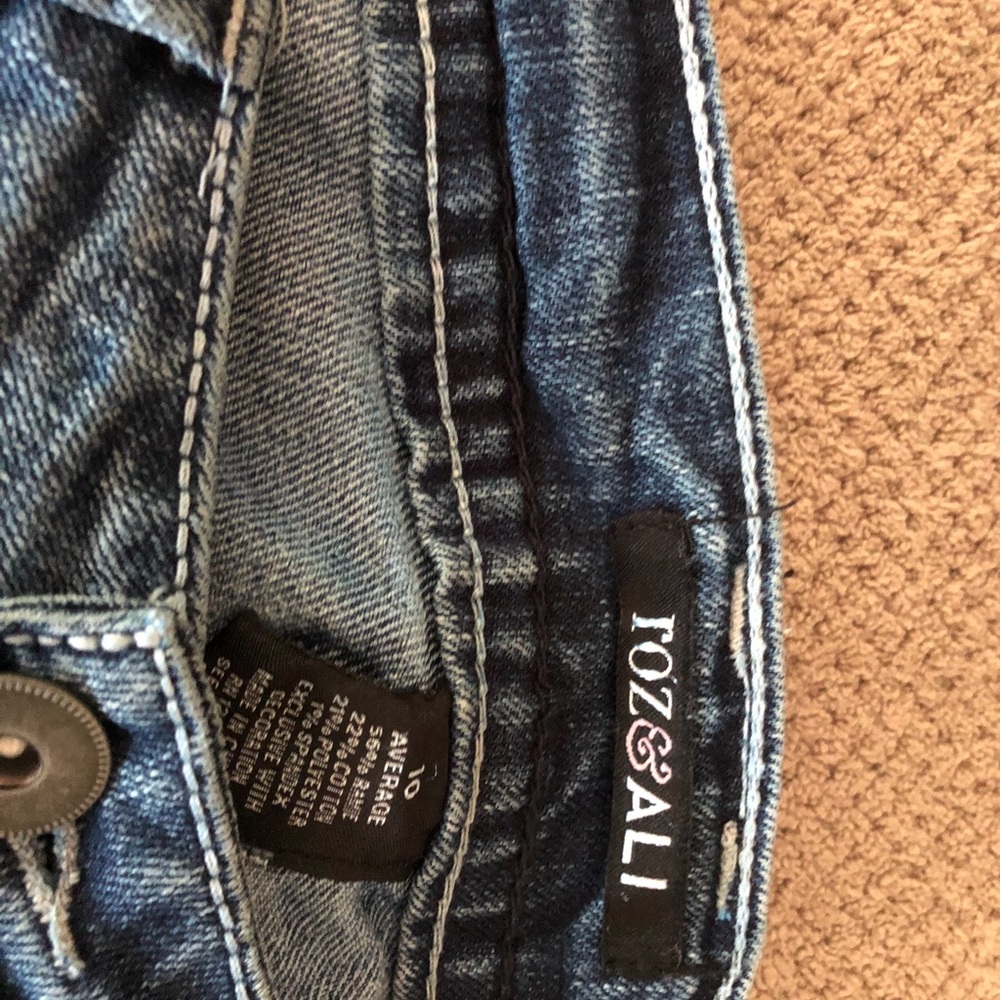 Jeans - Picture 4 of 5